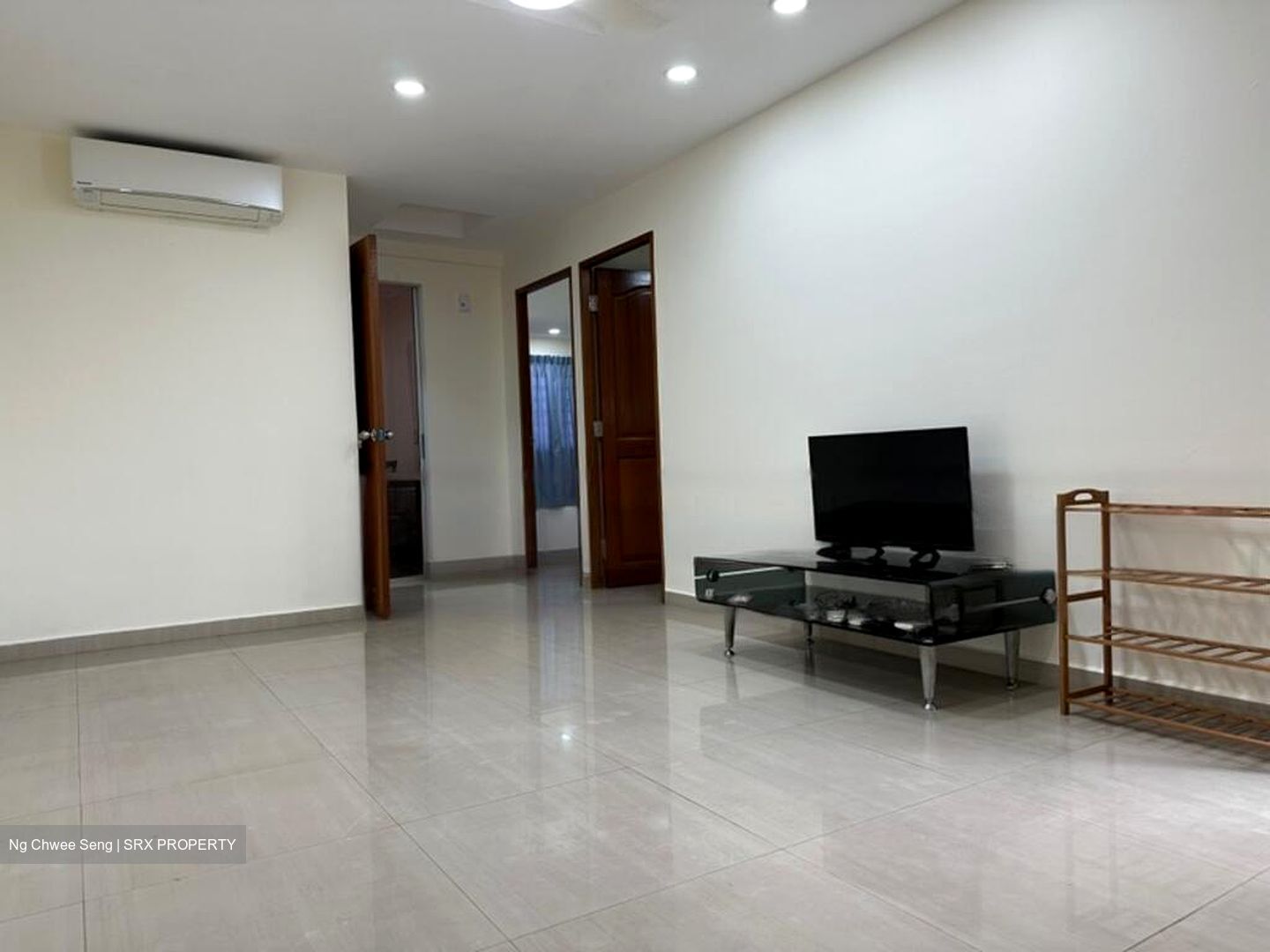 Blk 240 Tampines Street 21 (Tampines), HDB 3 Rooms #467678571